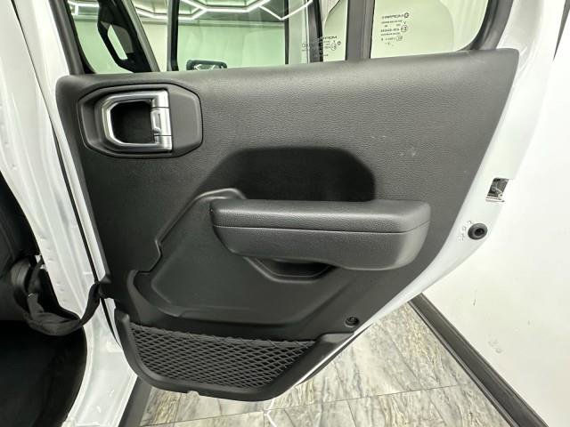 Used 2023 Jeep Wrangler Unlimited Rubicon 4xe image 49