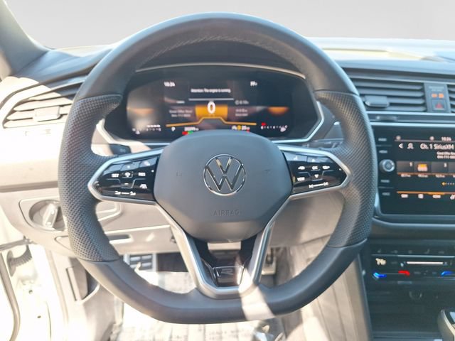 Certified 2024 Volkswagen Tiguan SE R-Line FWD image 13