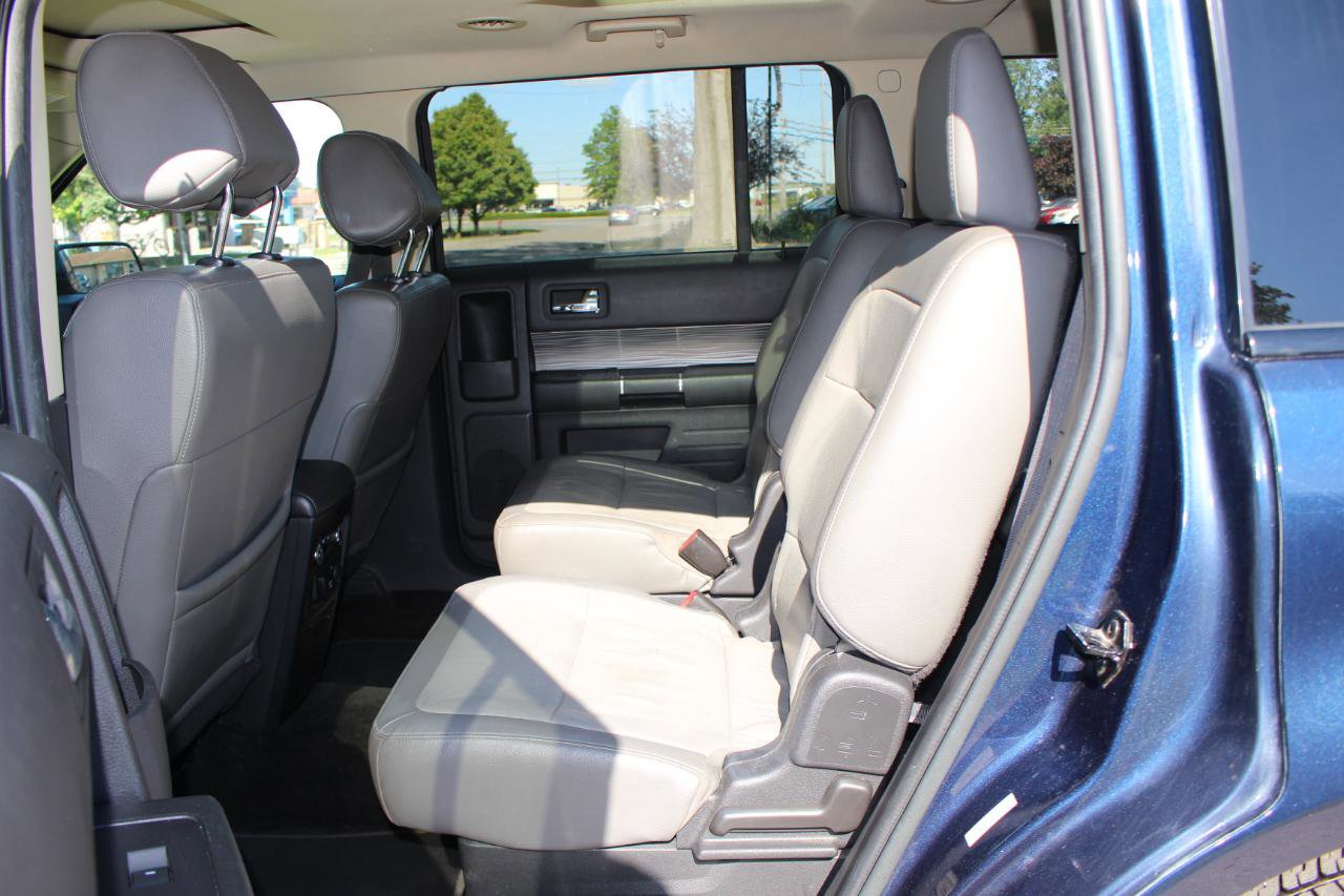Used 2017 Ford Flex SEL w/ Equipment Group 202A FWD image 35