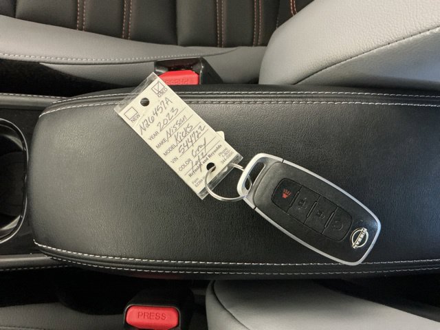 Used 2023 Nissan Kicks SR w/ SR Premium Package FWD image 21