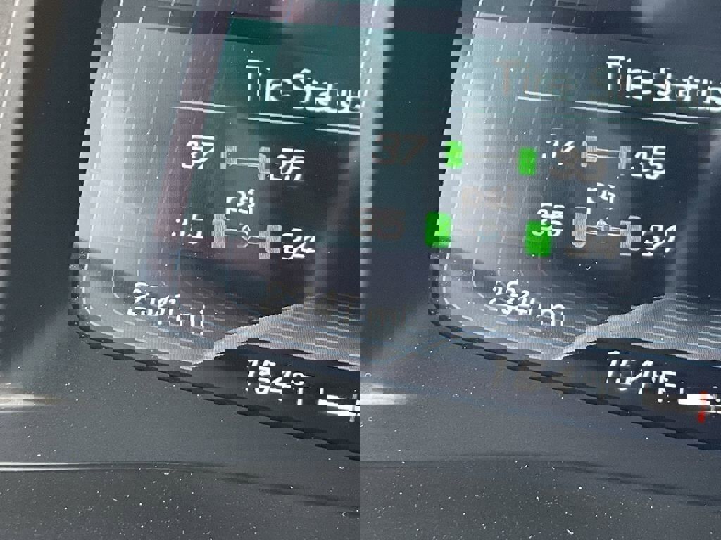 Certified 2023 Chevrolet Corvette Stingray Preferred Conv w/ 2LT image 32