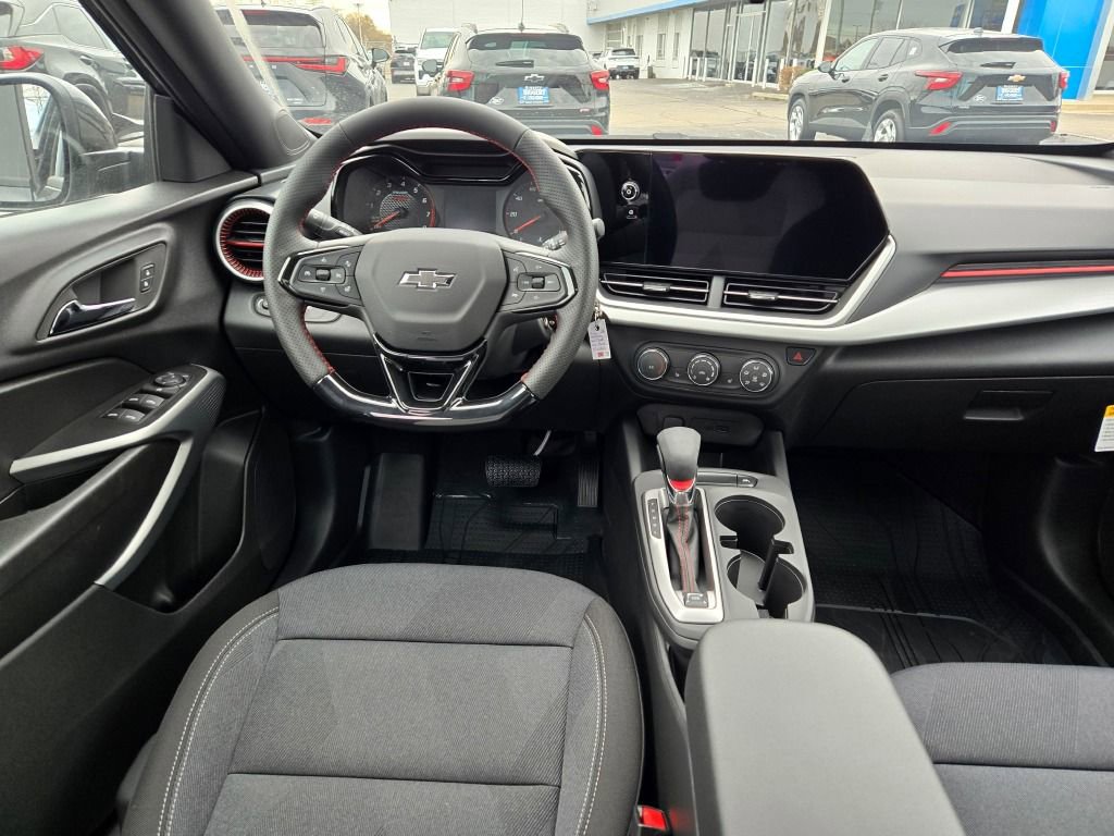 New 2026 Chevrolet Trax RS w/ Sunroof Package image 15