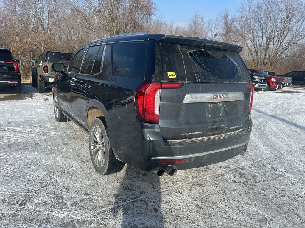 Used 2021 GMC Yukon Denali w/ Denali Premium Package image 9