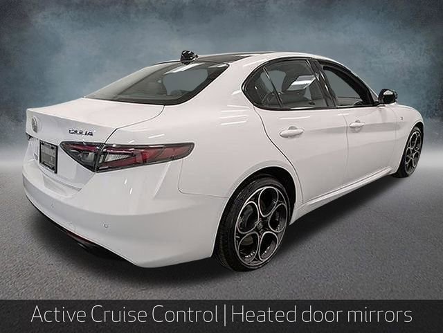 Used 2024 Alfa Romeo Giulia Ti image 7