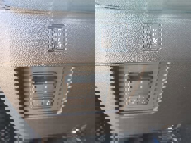 New 2026 GMC Canyon Elevation w/ Convenience Package image 32