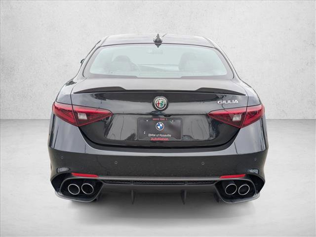 Used 2018 Alfa Romeo Giulia Quadrifoglio w/ Driver Assist Dynamic Package image 7