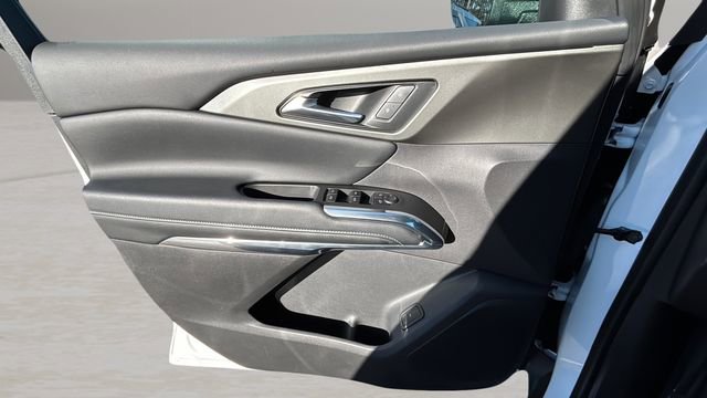 Certified 2025 Chevrolet Traverse LT image 17