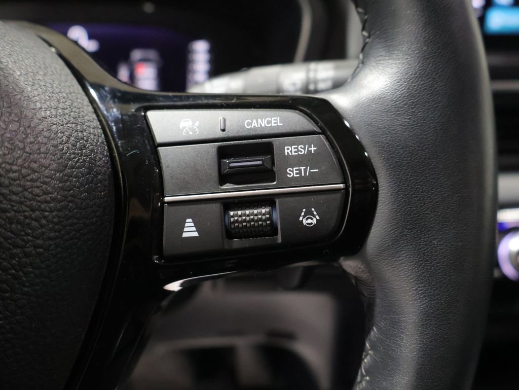 Used 2023 Honda Pilot Elite image 42