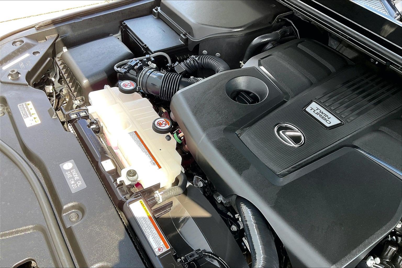 Used 2025 Lexus GX 550 w/ Accessory Package (2T) AWD/4WD image 36