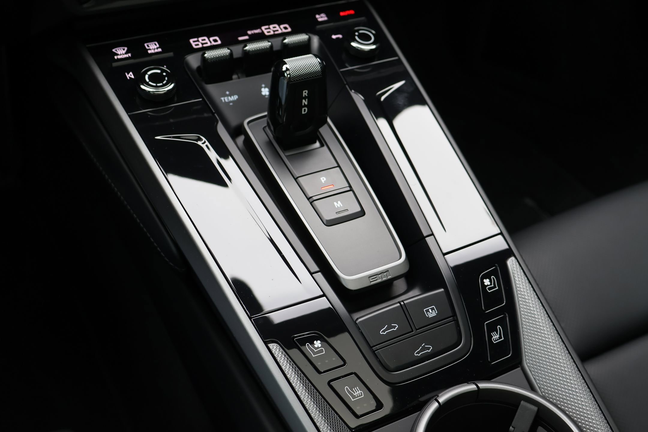 Certified 2025 Porsche 911 Carrera image 21