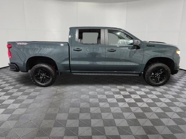 New 2026 Chevrolet Silverado 1500 Custom Trail Boss w/ LPO, Dark Essentials Package image 2