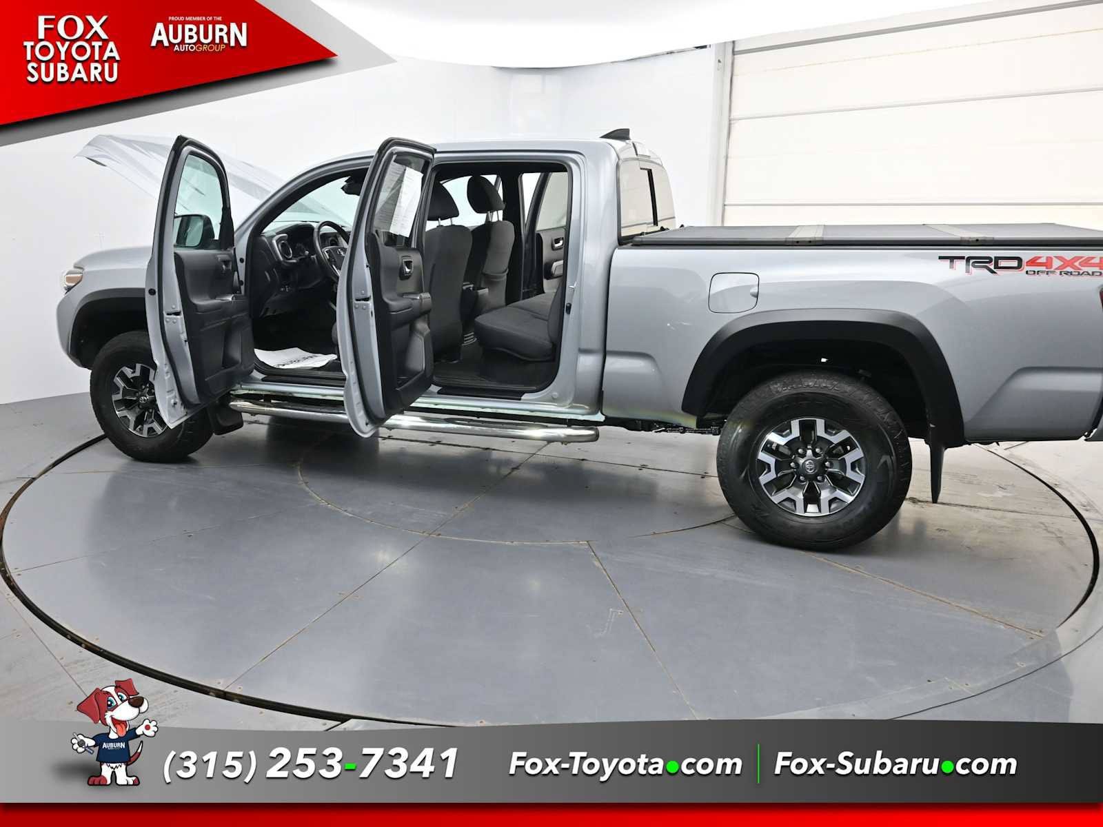 Used 2019 Toyota Tacoma TRD Off-Road w/ Technology Package AWD/4WD image 41