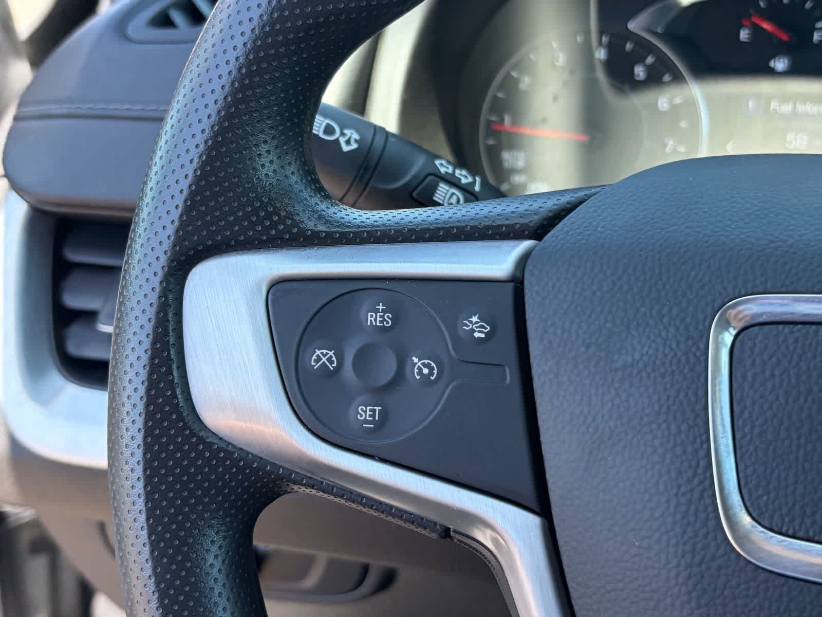 Used 2024 GMC Terrain SLE AWD/4WD image 16