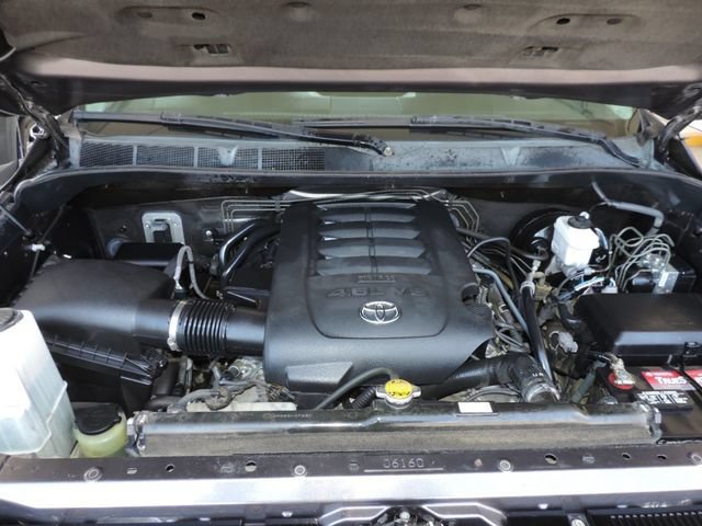 Used 2017 Toyota Tundra SR5 w/ SR5 Upgrade Package RWD image 15