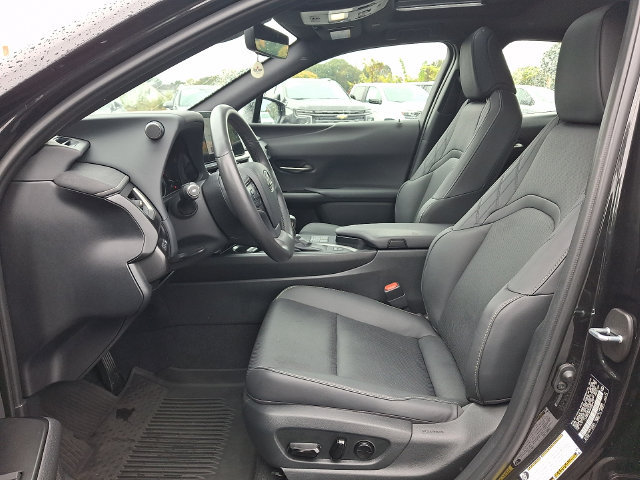 Used 2023 Lexus UX 250h AWD w/ Accessory Package (Z2) image 2