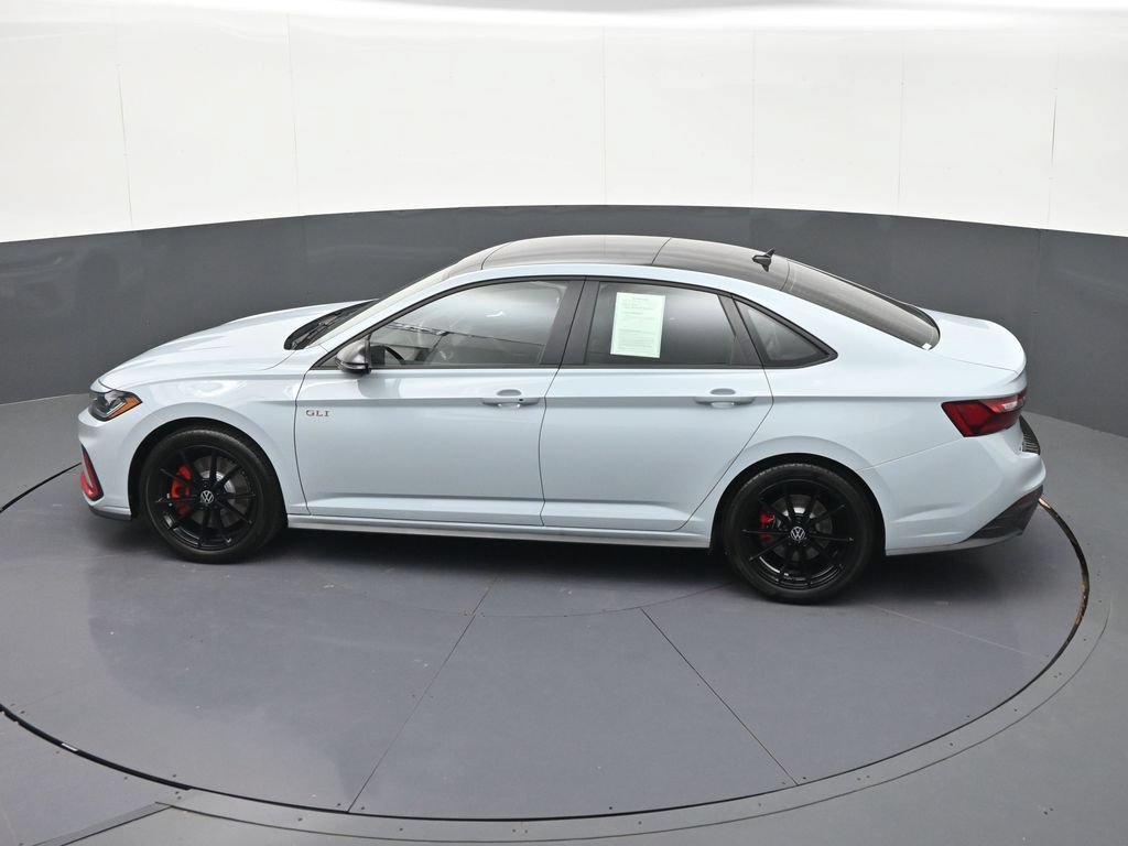 Used 2026 Volkswagen Jetta GLI Autobahn FWD image 23