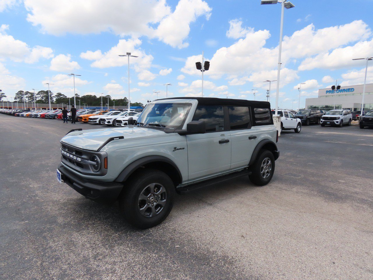 Used 2022 Ford Bronco Big Bend AWD/4WD image 2