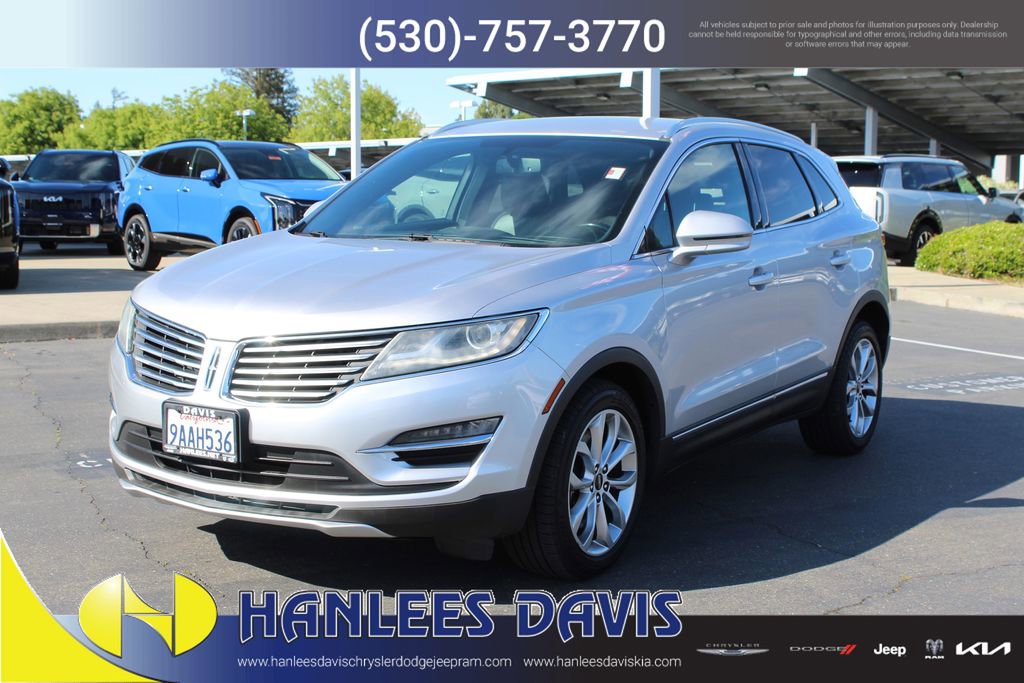 Used 2016 Lincoln MKC Select w/ Select Plus Package FWD image 3