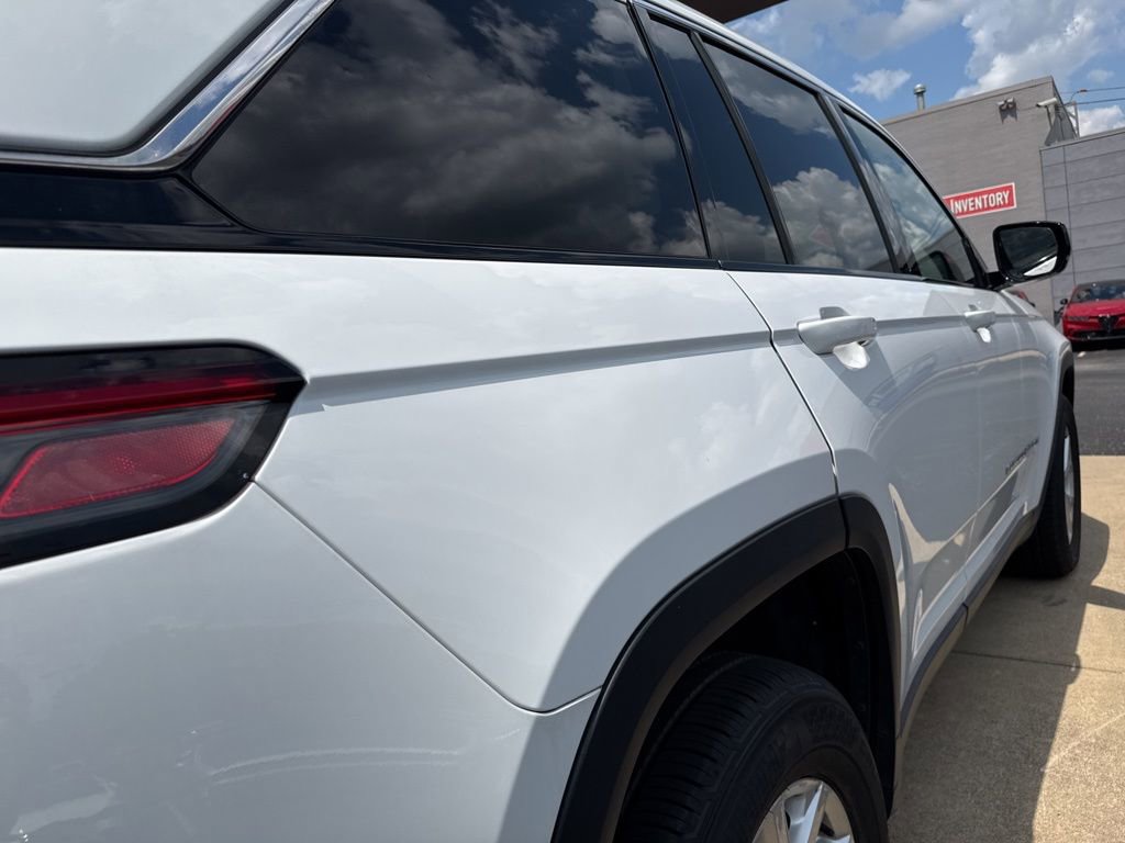 Used 2023 Jeep Grand Cherokee Limited image 6