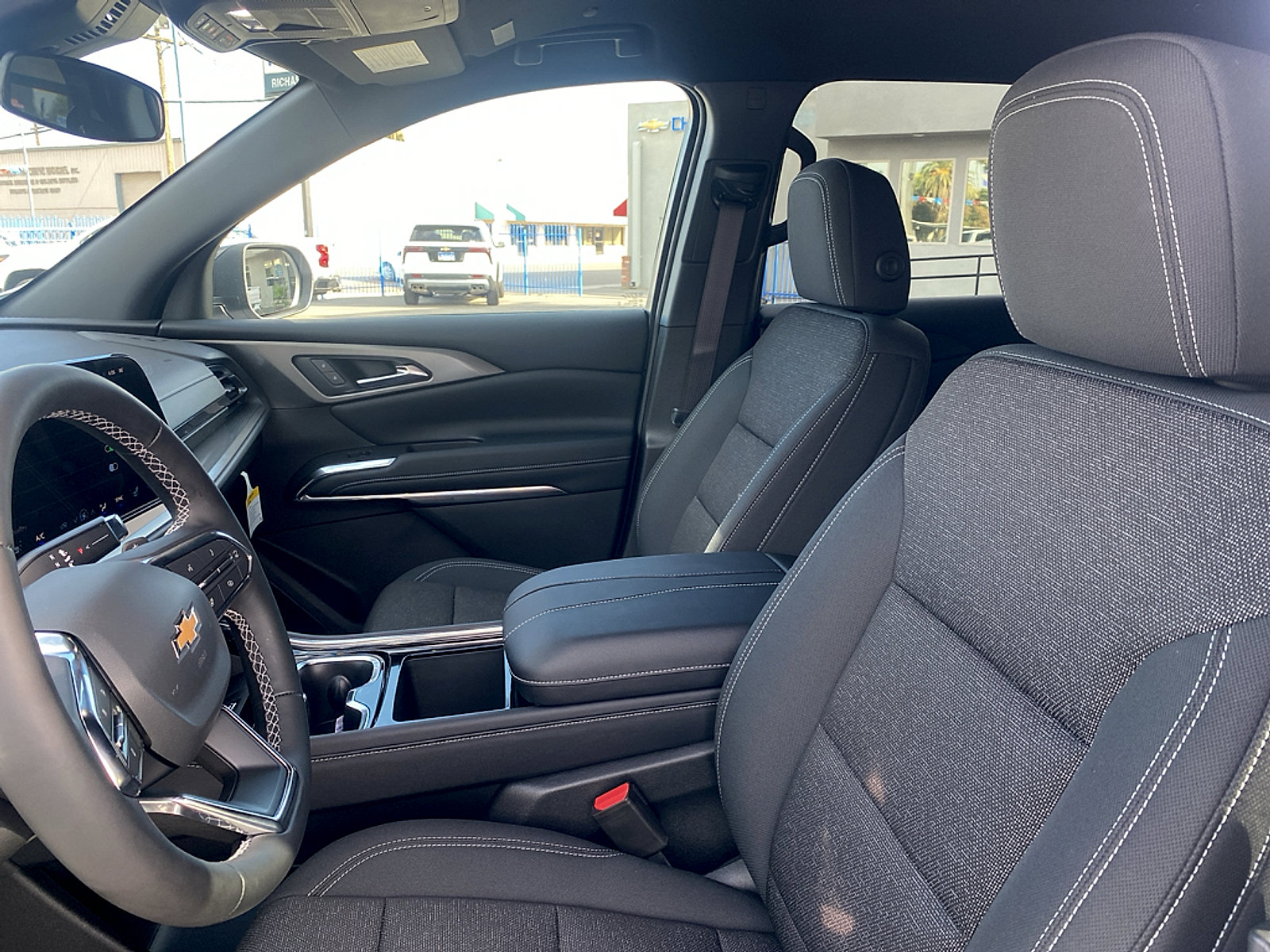 New 2026 Chevrolet Traverse LT FWD image 29