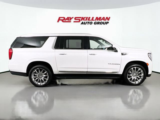 Used 2022 GMC Yukon XL SLT w/ SLT Luxury Package image 8