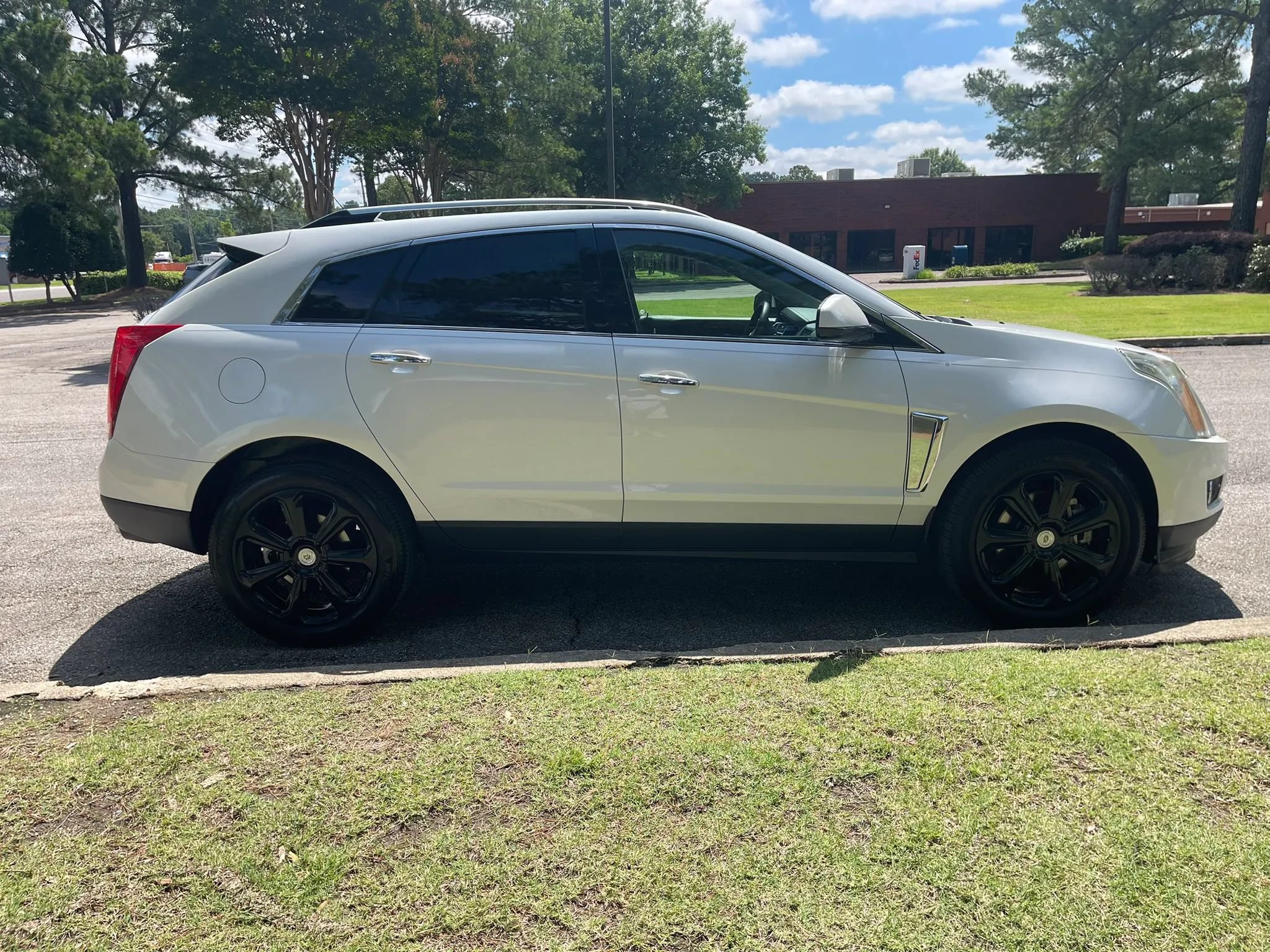 Used 2016 Cadillac SRX Premium FWD image 6