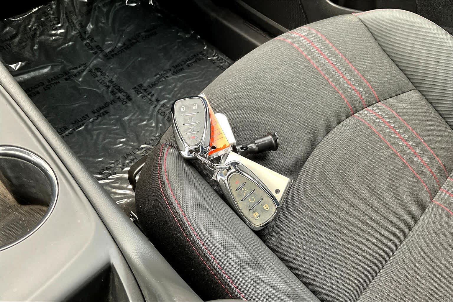 Used 2024 Chevrolet Equinox RS FWD image 27
