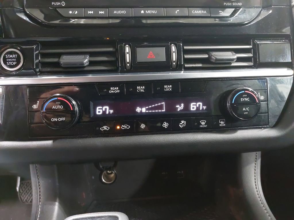 Used 2023 Nissan Pathfinder SV image 22