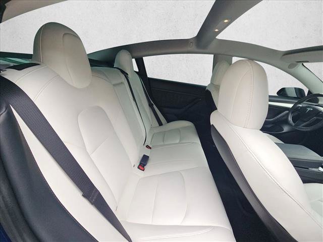 Used 2022 Tesla Model 3 Performance AWD/4WD image 17