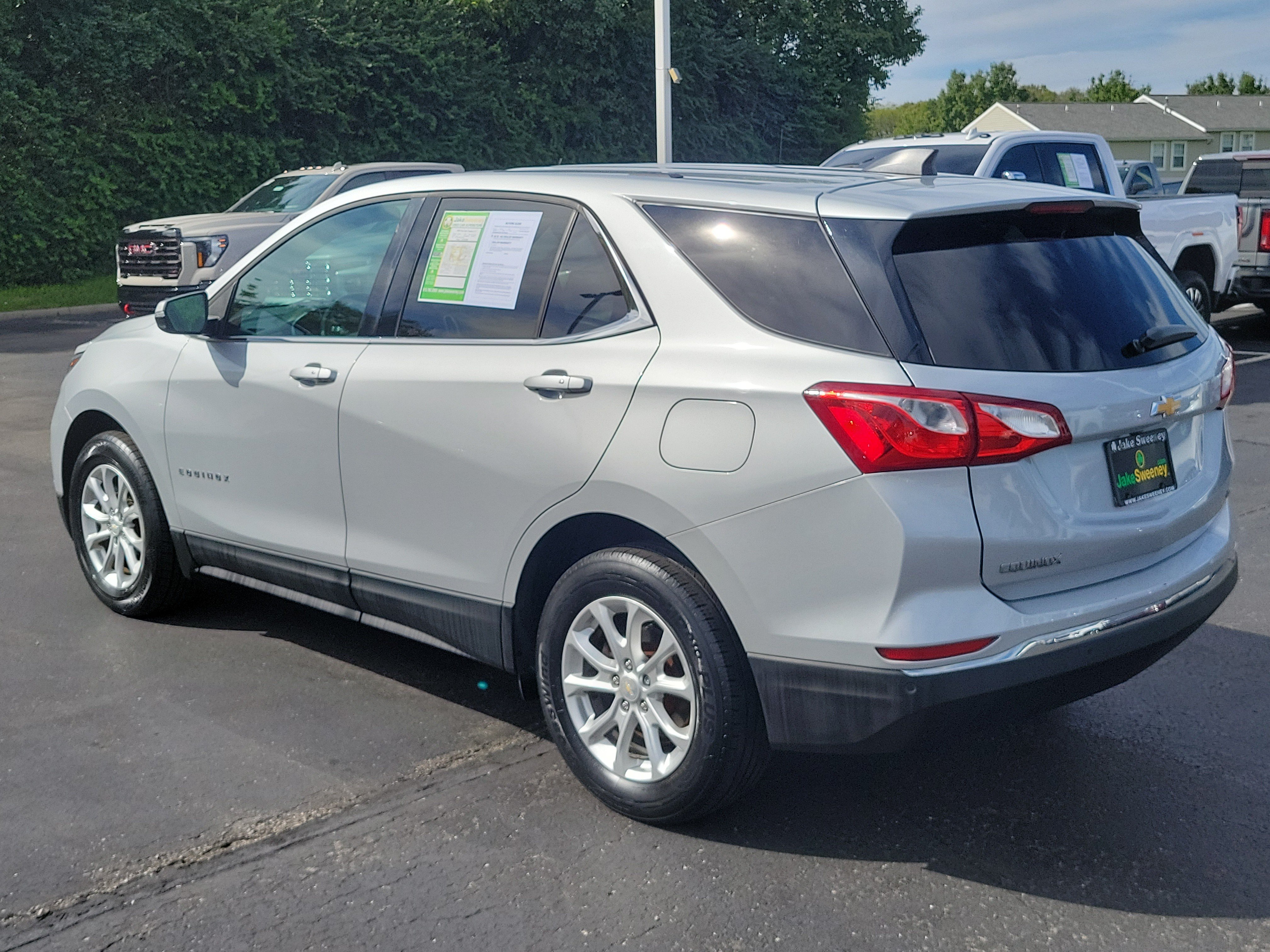 Used 2018 Chevrolet Equinox LT FWD image 3
