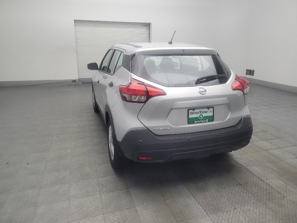 Used 2020 Nissan Kicks S FWD image 5
