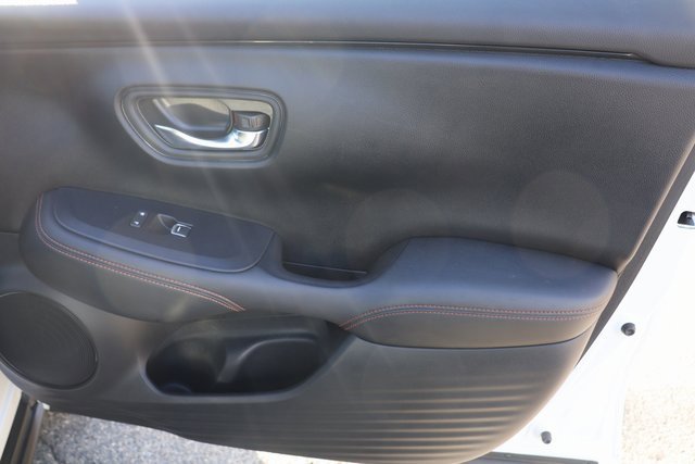 Used 2023 Honda HR-V Sport image 27