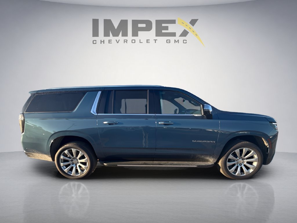 Used 2026 Chevrolet Suburban Premier AWD/4WD image 6