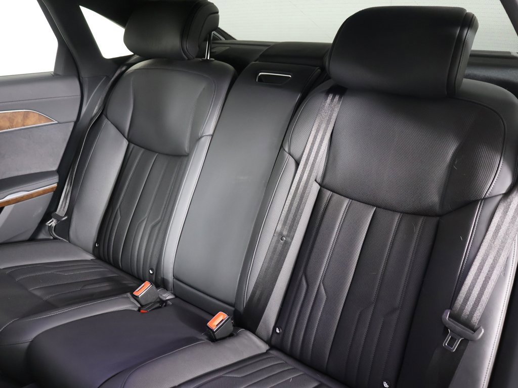Used 2023 Audi A8 L 3.0T w/ Luxury Package image 37