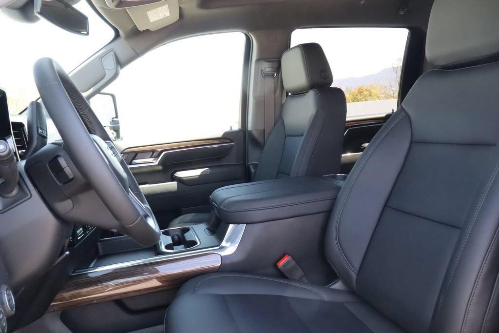 New 2026 Chevrolet Silverado 2500 LT w/ Trail Boss Package AWD/4WD image 18