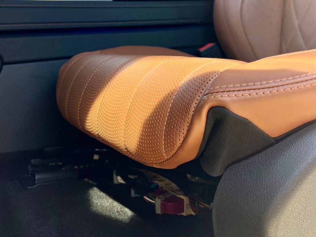 Certified 2023 Mercedes-Benz G 63 AMG 4MATIC image 37