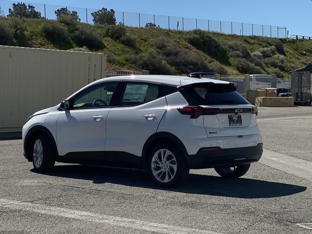 New 2027 Chevrolet Bolt LT w/ Comfort Package FWD image 15