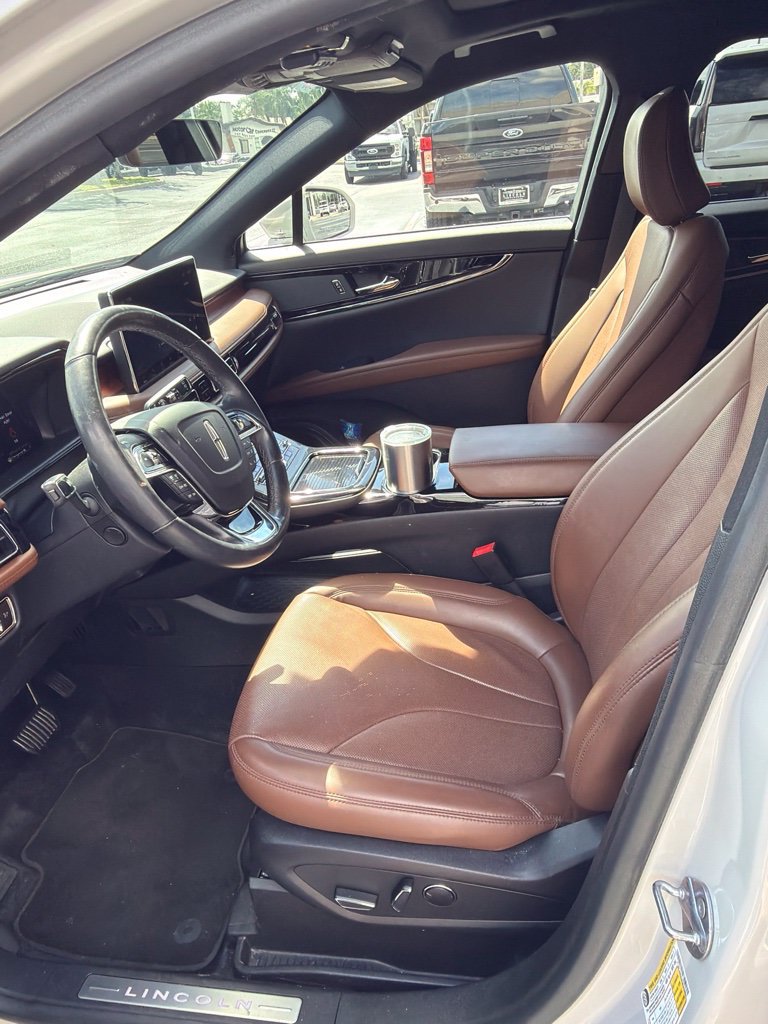 Certified 2023 Lincoln Nautilus Reserve AWD/4WD image 9