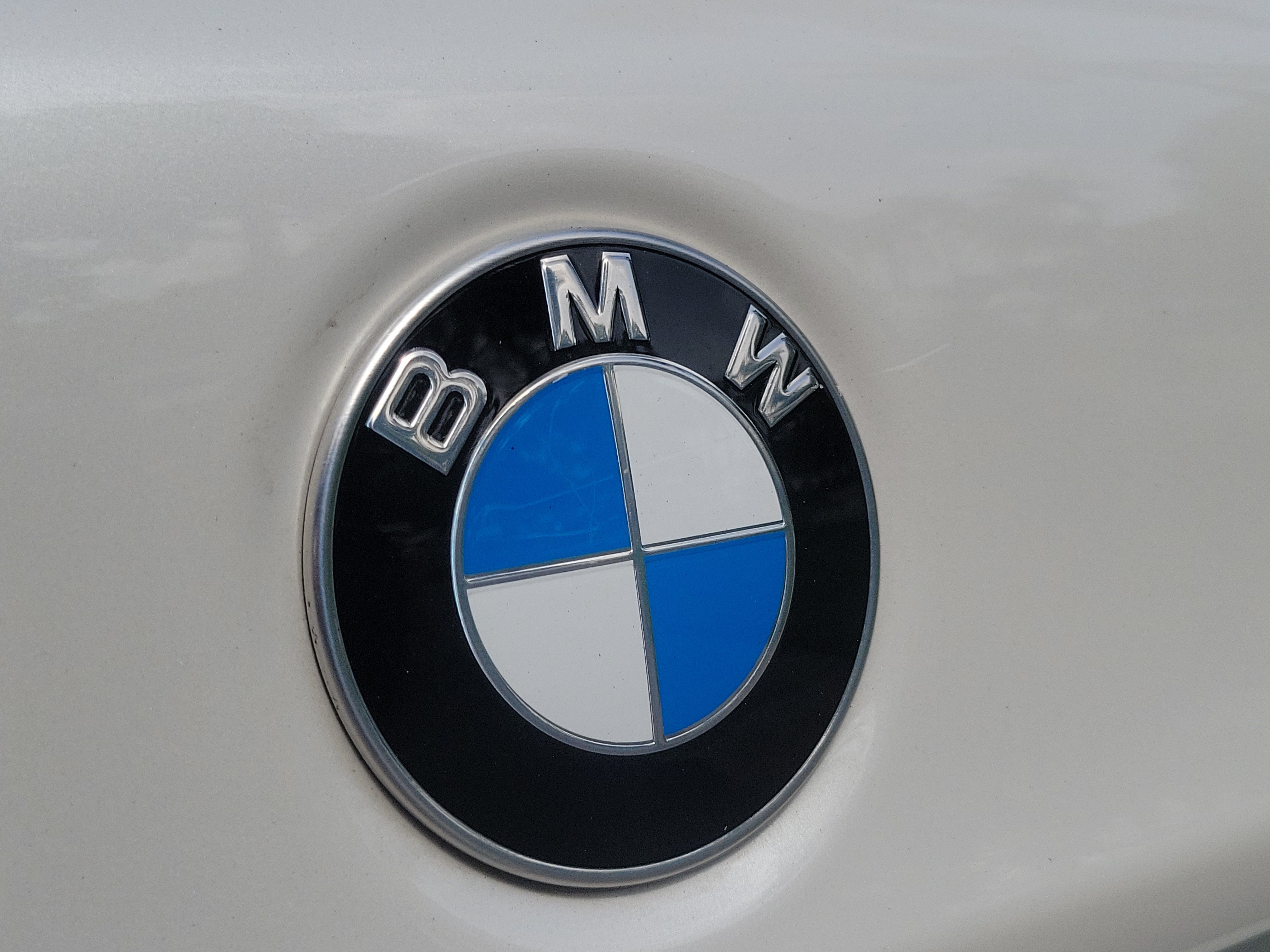 Used 2023 BMW 540i w/ Executive Package RWD image 6