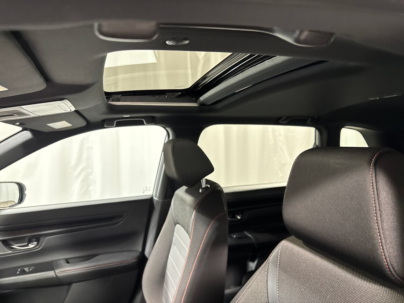 Certified 2025 Honda CR-V Sport image 27