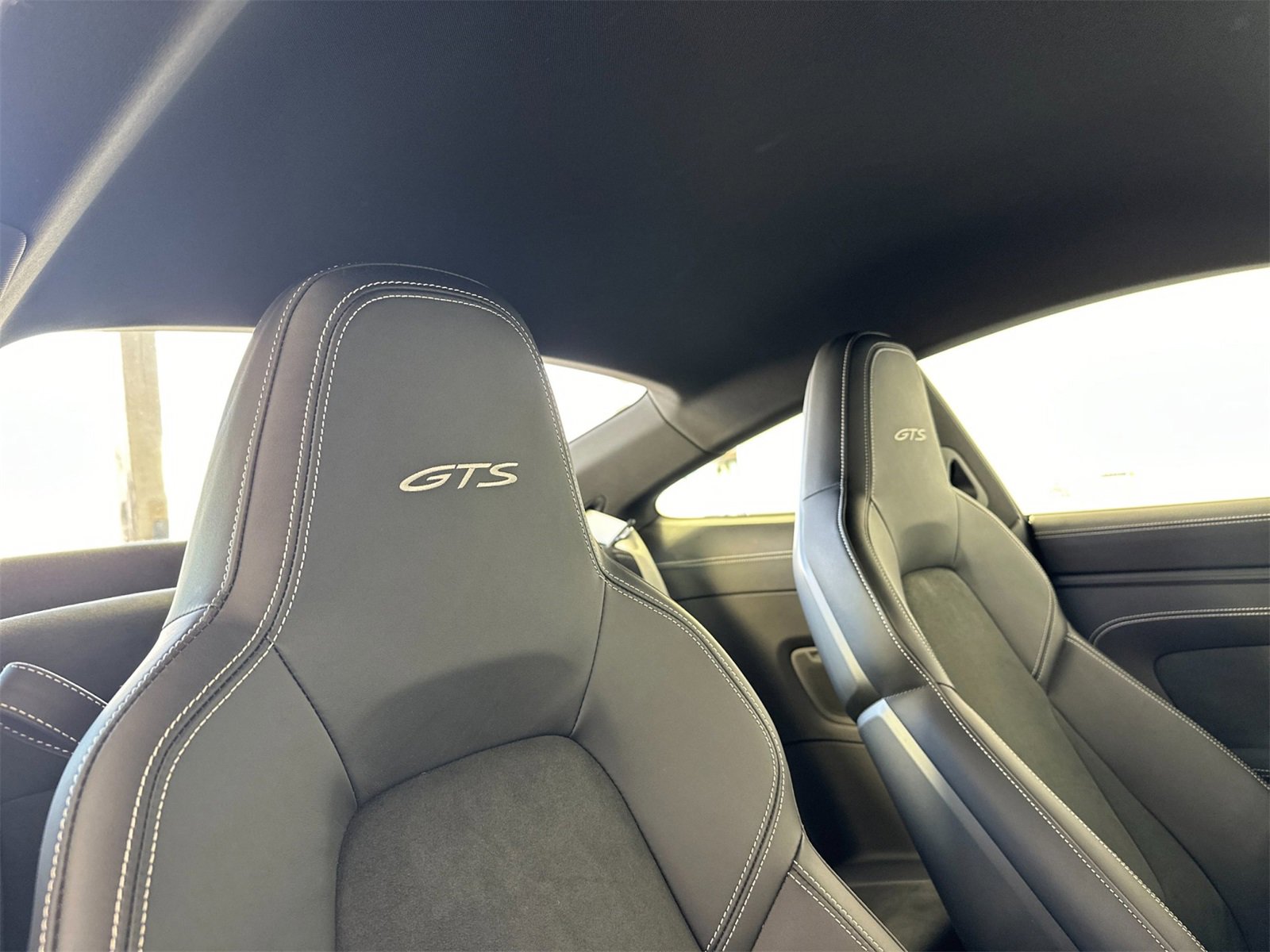 Used 2024 Porsche 911 Carrera 4 GTS image 17