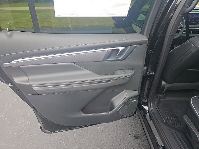 New 2026 Buick Enclave Sport Touring w/ Power Package image 18