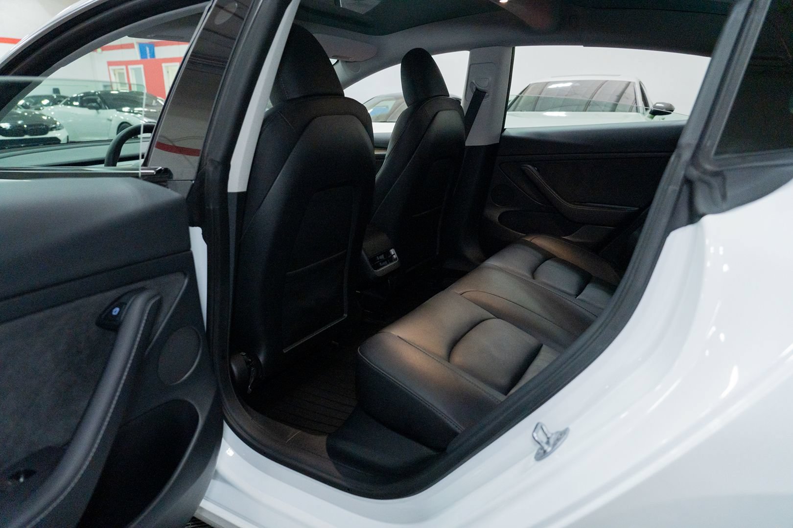 Used 2023 Tesla Model 3 Standard Range RWD image 17