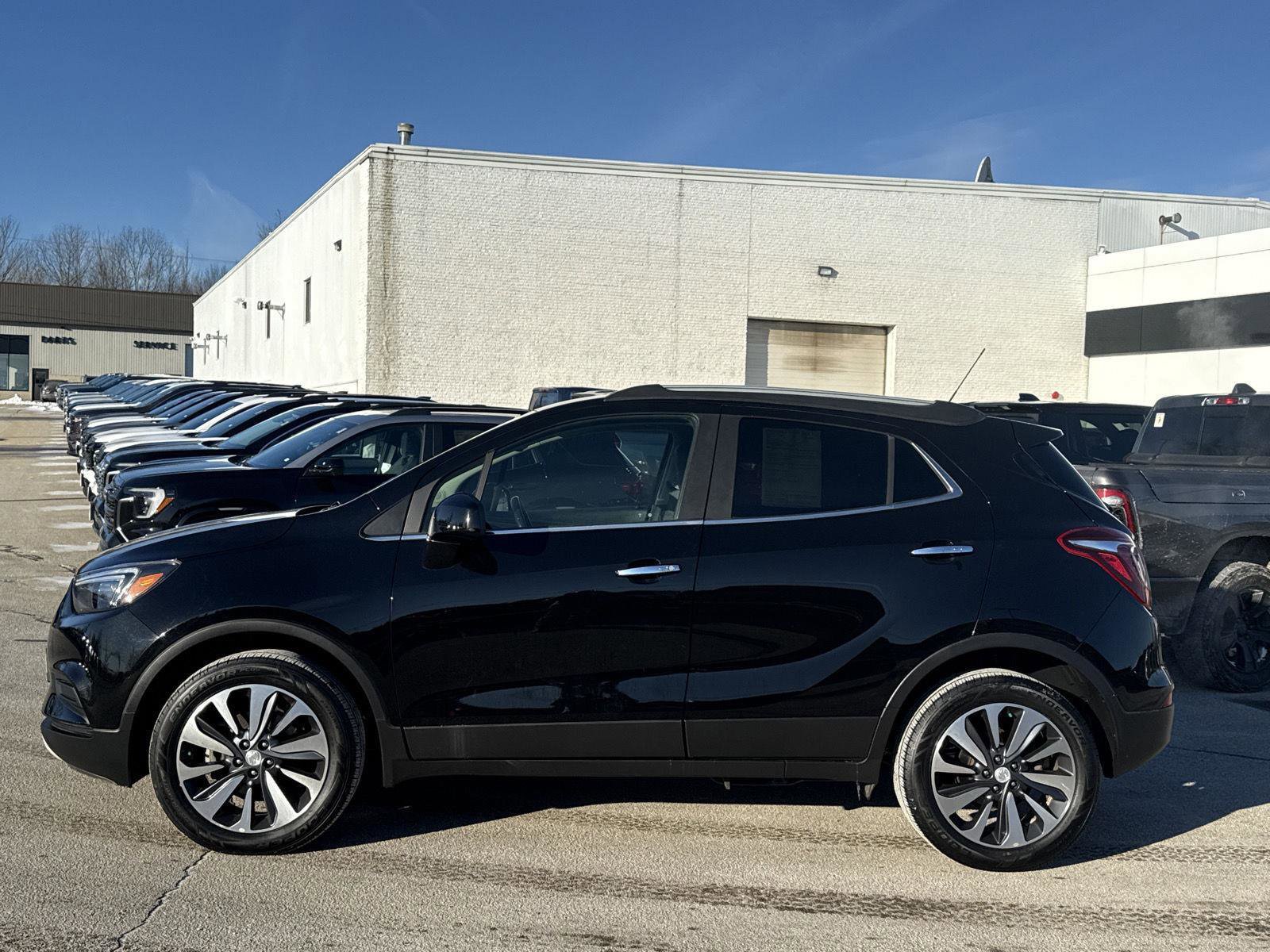 Used 2022 Buick Encore Preferred w/ Safety Package image 5