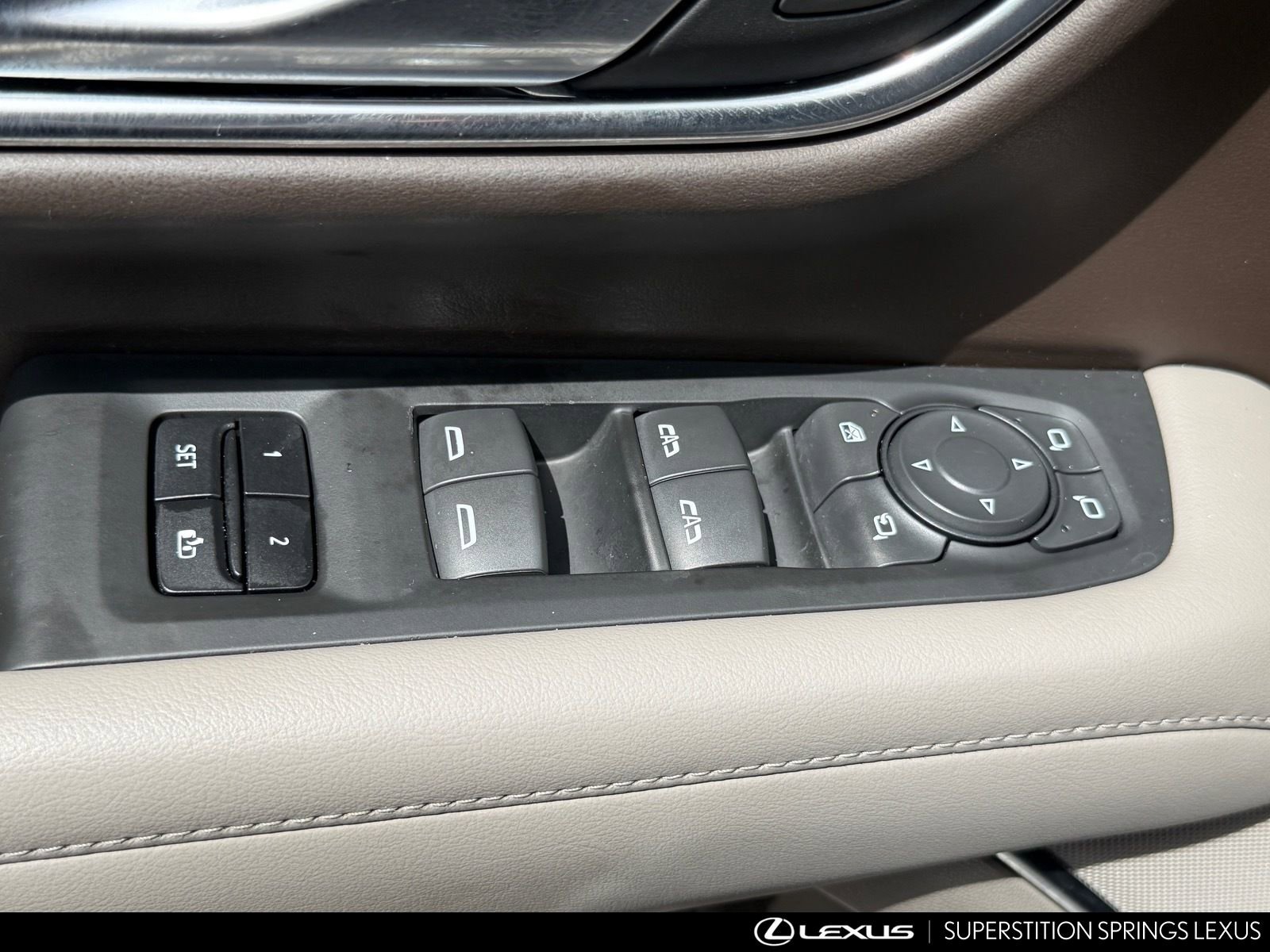 Used 2021 Chevrolet Tahoe Z71 w/ Z71 Off-Road Package image 18