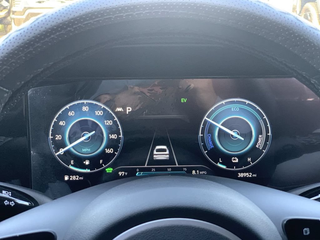 Used 2023 Hyundai Elantra Limited FWD image 8
