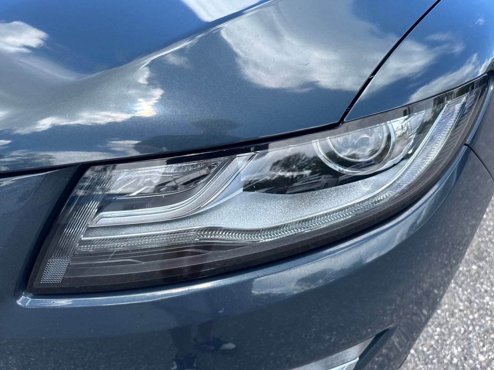 Used 2019 Lincoln MKC Reserve FWD image 10