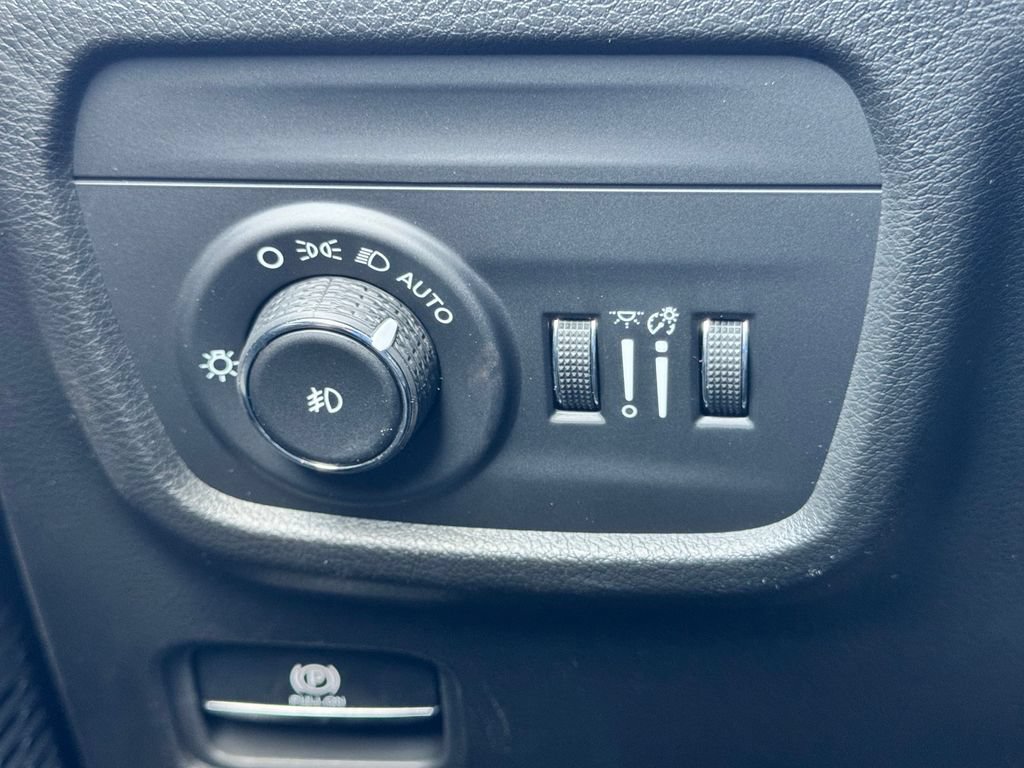 New 2026 Jeep Grand Cherokee L Limited AWD/4WD image 29