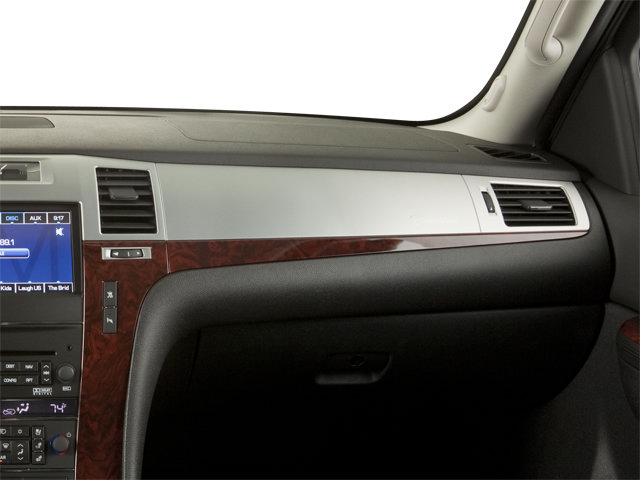 Used 2012 Cadillac Escalade AWD image 28
