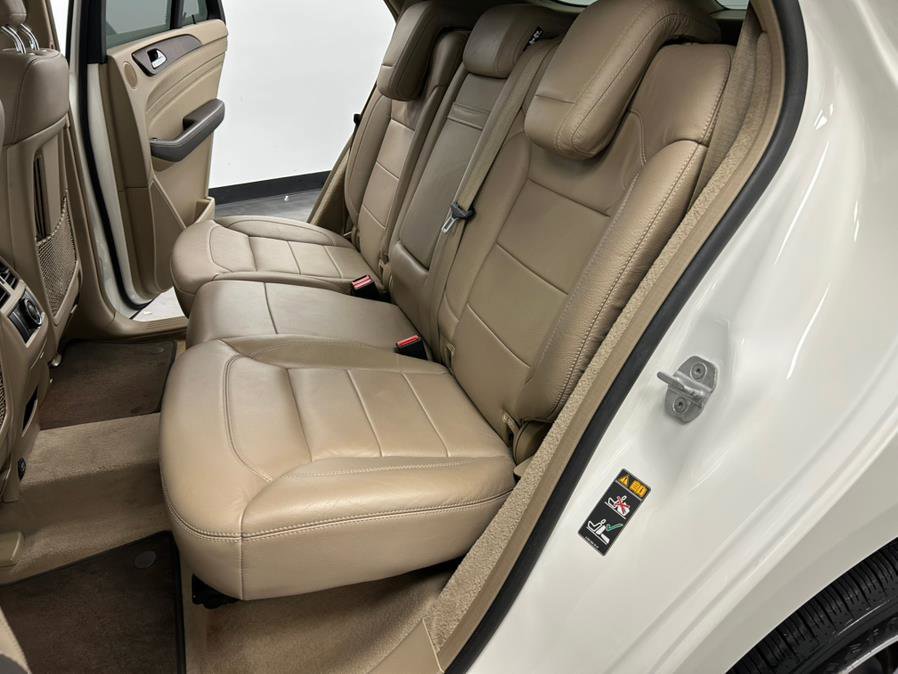 Used 2014 Mercedes-Benz ML 550 4MATIC image 41